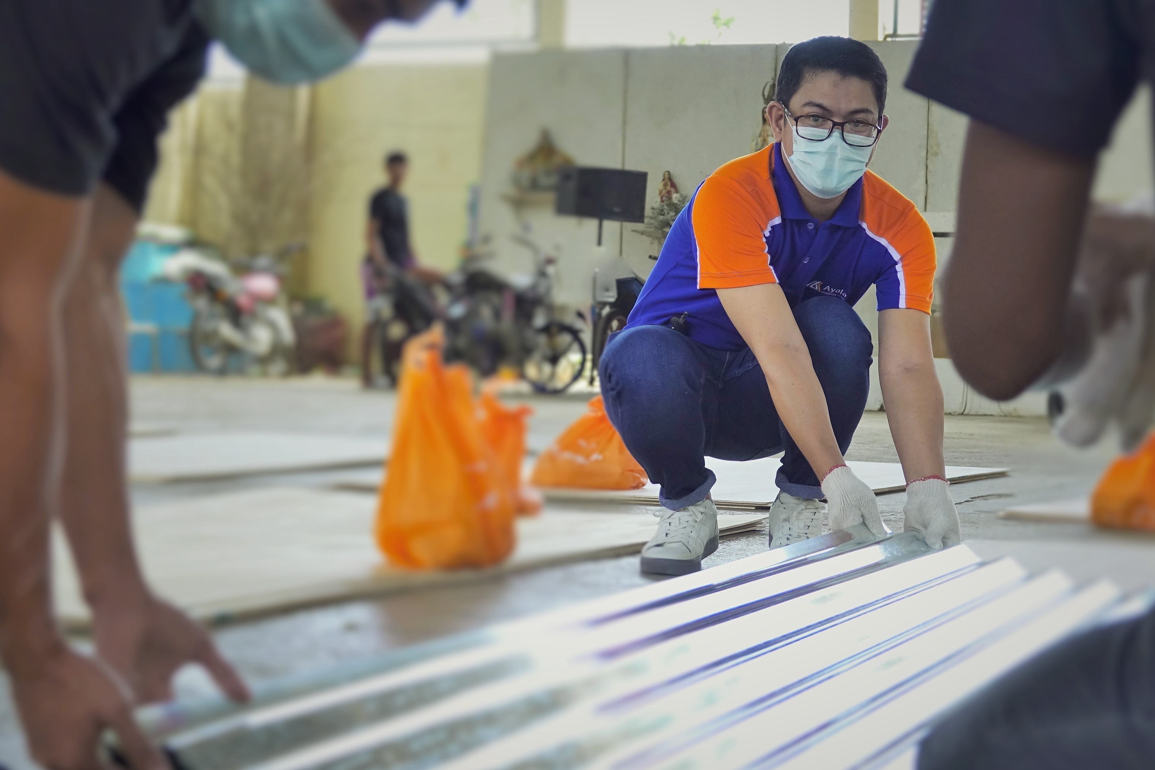 Cebu - Shelter Kit Distribution in Binabag, Bogo